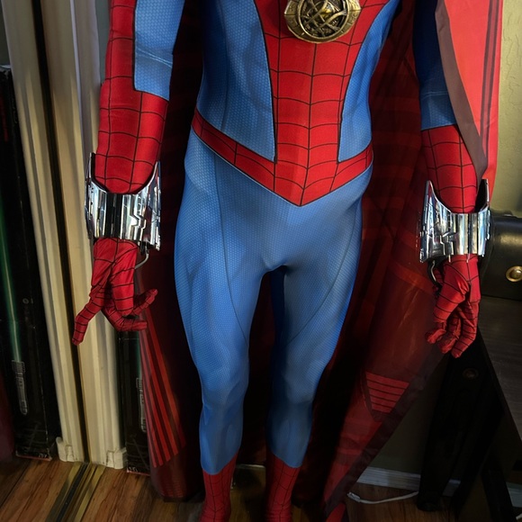 Spider-Man adult cosplay costume - Picture 6 of 8